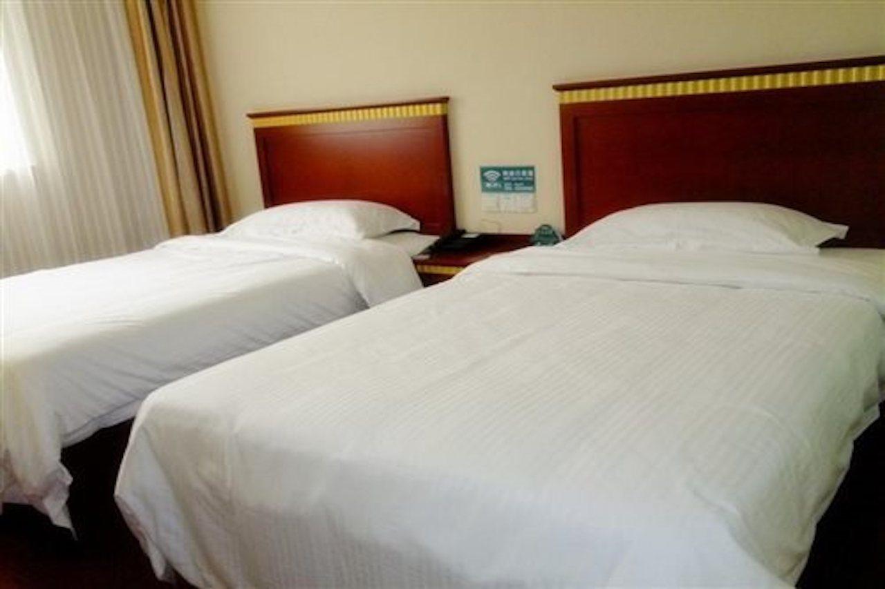 Greentree Inn Henan Luoyang Wangcheng Square Business Hotel Exteriör bild